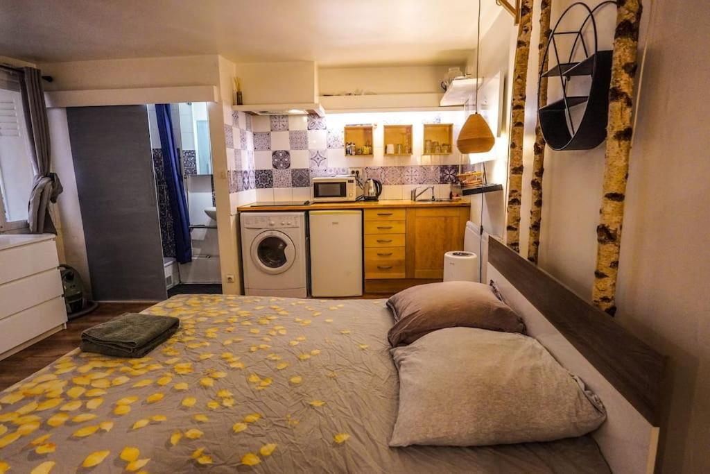 Cozy Studio In The Heart Of Parijs Buitenkant foto