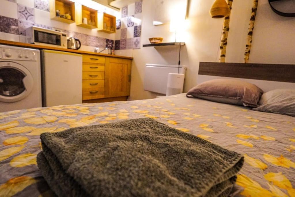 Cozy Studio In The Heart Of Parijs Buitenkant foto